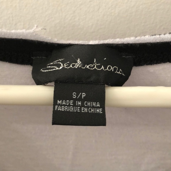 1/4 white and black shirt - Picture 2 of 2